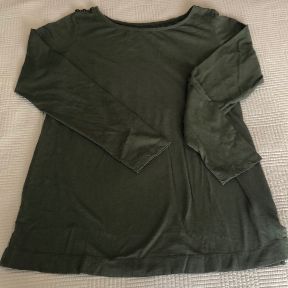 FINAL SALE! Army green long sleeve maternity top